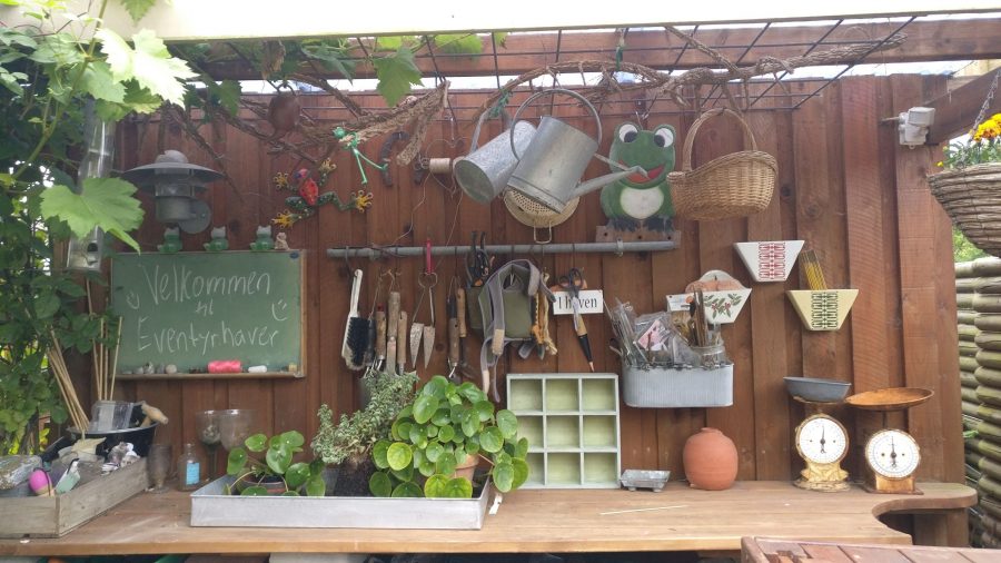 Fru Friis the potting shed Fru Friis - in the potting shed
