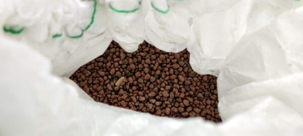 Leca i Bigbag - set herfra er ser det ikke ud til der var meget byggeaffald i vores genbrugs Leca