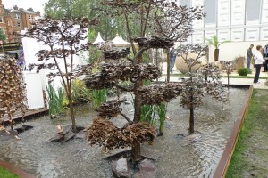 Bonsai lavet i kobber som vandkusnt