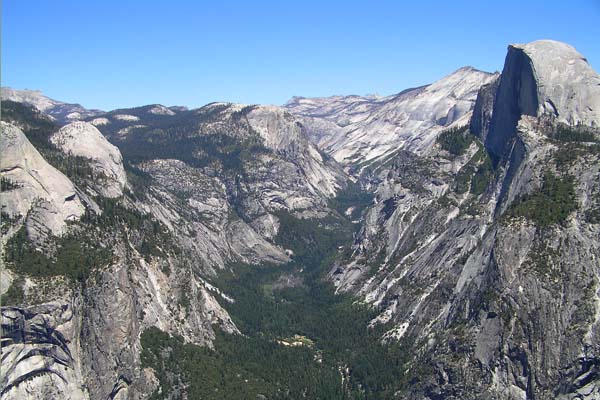 Udsigt til Half Dome fra Glacier point