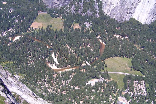 Merced River syner ikke af meget set fra Glacier Point